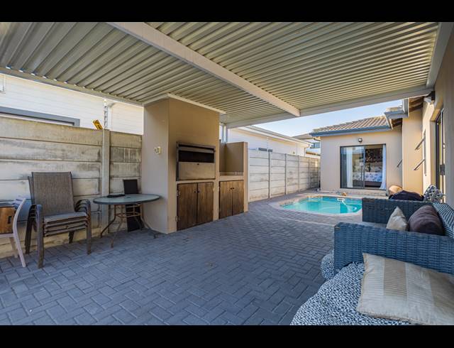 4 BEDROOM HOUSE FOR SALE IN PARKLANDS NORTH